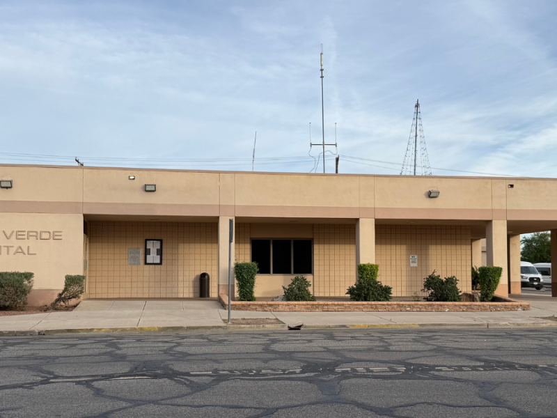 A exterior photo of Palo Verde Hospital